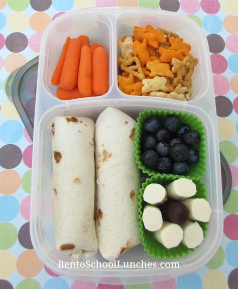 Lunch Ideas With Tortillas, Ideas With Tortillas, Tortilla Ideas, Wraps Lunch, Lunchbox Inspiration, Boxed Lunches, Non Sandwich Lunches, Food Favors, Breakfast Quesadillas