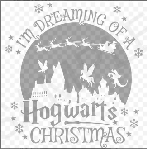 Hogwarts Hallway, Harry Potter Cricut Projects, Christmas Svg Free, Harry Potter Christmas Tree, Hogwarts Christmas, Projets Cricut, Harry Potter Christmas, Harry Potter Crafts, Harry Potter Theme