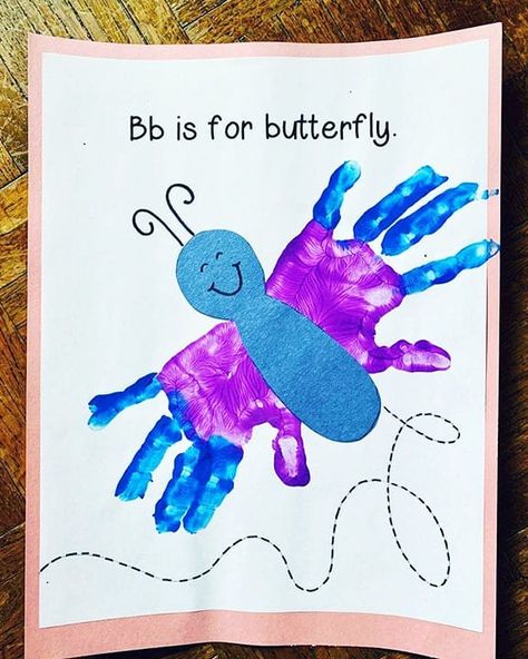 The Letter B Craft for Preschool! (with free printable templates) ⋆ The Hollydog Blog The Letter B Preschool Craft, Learning Letter B Activities, Crafts For The Letter B Preschool, Craft For Letter B Preschool, B Projects For Preschool, Toddler Letter A Crafts, Letter Bb Crafts For Preschool, B Activity For Preschool, Letter B Circle Time Activities