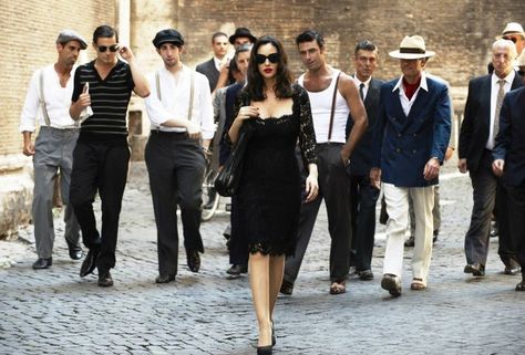 The best list of products by Dolce and Gabbana inspired by a very charmiing Sicilian style. Discover the top products of this style dedicated to Sicily. Italian Mob Wife Aesthetic, Sicilian Fashion, Sicilian Women, Italian Things, Mafia Princess, Mob Wife Aesthetic, Italian Chic, Italian Humor, Italian Girl