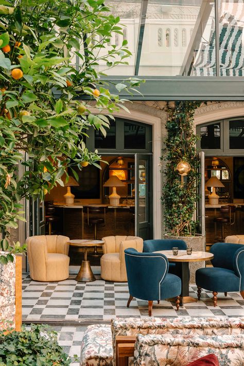 Soho House Garden, Soho House Paris, Indoor Patio Design, Restaurant Lounge Seating, French Rooftop, Orangery Restaurant, Italian Terrace, Urban Rooftop, Madrid Restaurants