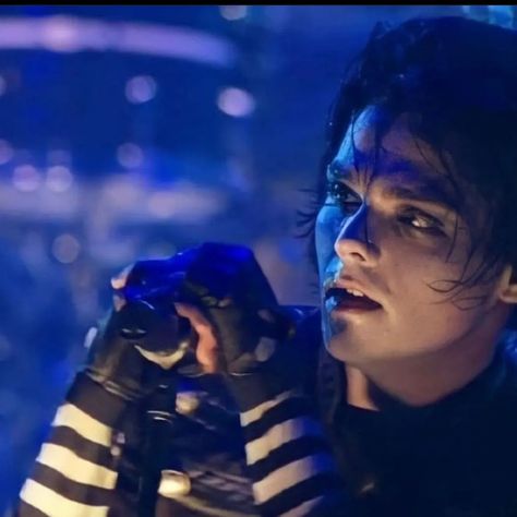 Black Parade Gerard, Goodnight Friends, The Black Parade, Gerald Way, Mcr Memes, Emo Men, I Love Mcr, Black Parade, Frank Iero