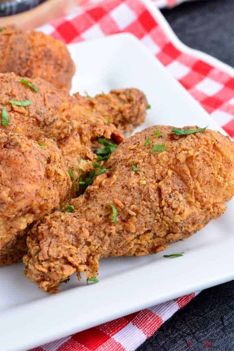 Crispy Fried Chicken Drumsticks, Oven Fried Chicken Legs, Chicken Legs Recipes, Fried Drumsticks, Fried Chicken Drumsticks, Easy Fried Chicken, Crispy Oven Fried Chicken, Fried Chicken Legs, Air Fryer Fried Chicken