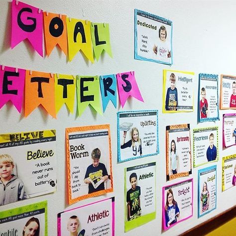 Goal Getters Bulletin Board, Goals Bulletin Board, Easy Bulletin Board, Easy Bulletin Boards, Data Wall, Hallway Displays, School Goals, Goal Getter, Classroom Freebies