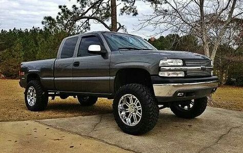 Chevy Silverado Single Cab, Lifted Silverado, Chevy 4x4, Chevy Trucks Silverado, Silverado Truck, State Of Georgia, Black Truck, Old Ford Trucks, Lifted Chevy Trucks