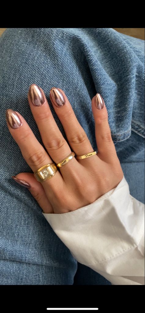 September Chrome Nails, Copper Dust Nails, Brown Nails With Gold Chrome, Short Brown Chrome Nails, Chrome Nails Fall Colors, Chrome Fall Nails 2023, Burnt Orange Chrome Nails, Light Brown Chrome Nails, Autumn Chrome Nails