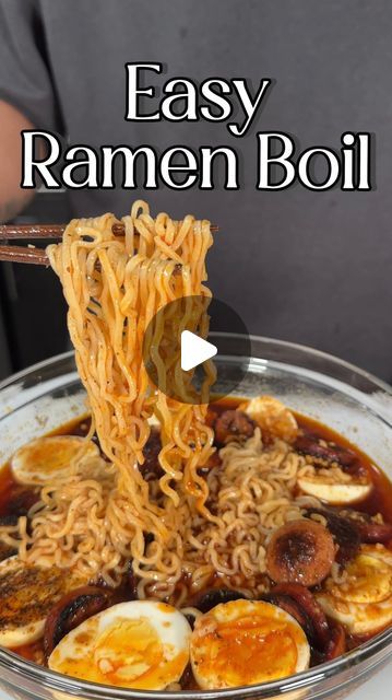 37K views · 5.1K likes | Todd Jones II on Instagram: "EASY RAMEN BOIL! 🍜✨ 😋🔥🔥🔥 . . . #RamenBoil #NoodleLover #ComfortFood #FoodieFaves #InstaFood" Seafood Ramen Noodle Bowl, Ramen With Boiled Egg, Easy Ramen Noodle Bowl Recipes, Egg Boil With Ramen Noodles, Ramen Noodle Egg Boil, Roman Bowl Recipes, Seafood Ramen Bowl, Cajun Ramen Noodle Recipes, Roman Noodles With Egg