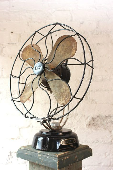 Doe and Hope - Browse Antiques Antique Fans Vintage, Electric Fan Aesthetic, Antique Bucket, Vintage Fan, Antique Fans, Art Deco Fan, Old Fan, Ceiling Fan Design, Vintage Fans