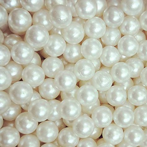 Pearl Wedding Centerpieces, Birthday Party Home, Skin Analysis, Pearl Party, Party Home Decoration, Gel Beads, Fashion Illustration Dresses, Vase Fillers, Ivory Pearl