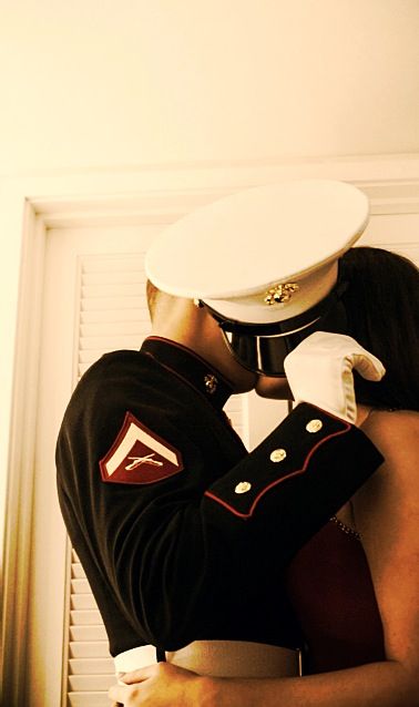 Love this! Great way to focus on the beauty of the moment, but more so on the uniform. Usmc Wedding, Marine Corps Wedding, Marine Corps Ball, Army Wedding, Marine Ball, Marine Love, Marine Wedding, Marines Girlfriend, Military Couples