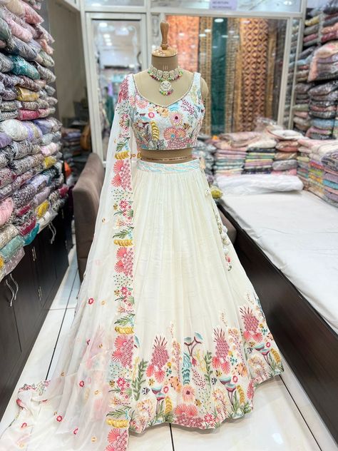 White Lehenga Design, Wedding Skirt And Top Indian, Half Saree Blouse Designs Latest, Aesthetic Lehenga Designs, Lehenga Designs White, Trending Half Saree Designs, White Lehenga Look, Latest Half Sarees, White Lehenga Designs