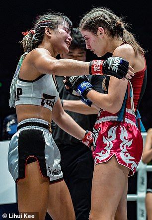 Stunning Australian Muay Thai champion, 19, chases her dream of being the 'world's toughest woman' | Daily Mail Online Womens Muay Thai, Women Mma Fighters, Muy Thai Women, Mma Women Fighters, Muay Thai Women Aesthetic, Muay Thai Female, Muay Thai Aesthetic, Muay Thai Girl, Woman Boxing