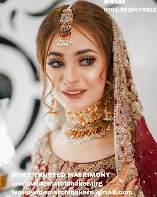 Barat Bride Hairstyles Pakistani, Shadi Makeup, Barat Makeup, Walima Makeup, Nikah Makeup, Bridal Dresses 2022, Red Saree Wedding, Pakistani Bridal Hairstyles, Bridal Mehndi Dresses