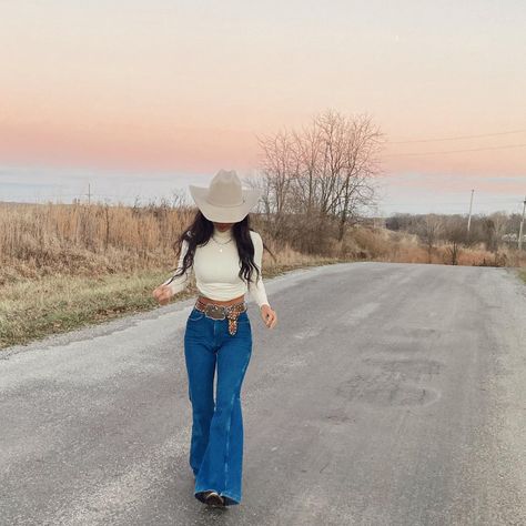 Outfit Aesthetic, A Woman, Cowboy, I Hope