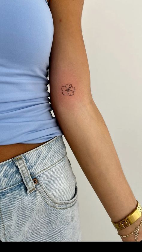 #MiniTattoos #SmallTattooDesigns #TinyTattooIdeas #MinimalistTattoos #SmallInk #TinyTats #LittleTattoos #MicroTattoos #PetiteTattoos #SmallTattooArt Hawaiian Tattoo Turtle, Cute Dainty Arm Tattoos, Good Placements For Small Tattoos, Small Outside Wrist Tattoos For Women, Minimalist Girly Tattoo, Appreciate Life Tattoo, California Minimalist Tattoo, Cute Hand Tats, Women Dainty Tattoos