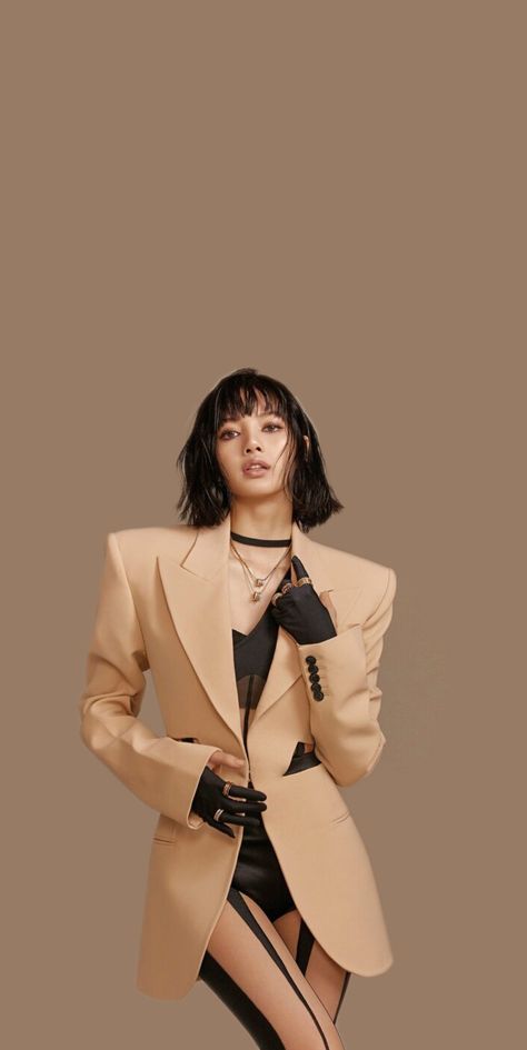 Lisa Blackpink Photoshoot Vogue, Lisa Vogue Photoshoot, Blackpink Lisa Photoshoot, Lisa Vogue, Lisa Photoshoot, Lisa Blackpink Hot Photoshoot, Vogue Taiwan, Vogue Photoshoot, Celine Fashion