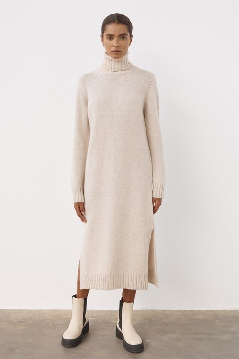 Knitted Dress Outfit, Mode Dope, Roll Neck Dress, Extra Long Sleeves, Ținută Casual, Turtle Neck Dress, 가을 패션, Roll Neck, Jumper Dress