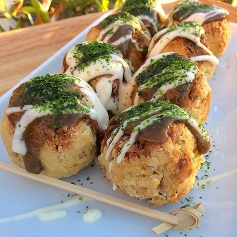 Vegan Takoyaki | TokyoPony Vegan Takoyaki, Takoyaki Recipe, Vegan Foods, What You Eat, Vegan Recipes Healthy, Japanese Food, Baked Potato, Vegan Recipes, Healthy Recipes