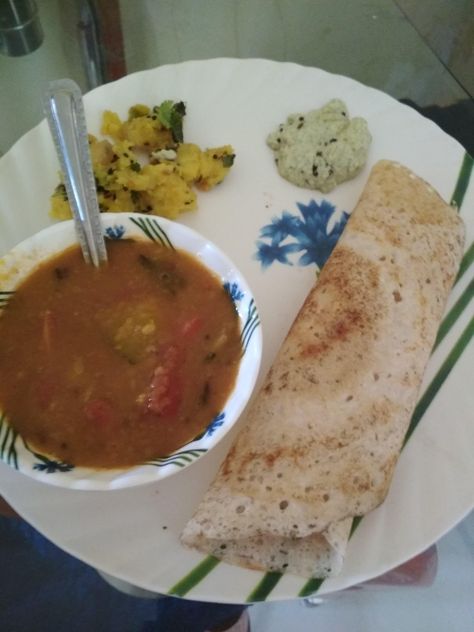 Masala Dosa Snapchat Story, Dosa Pictures, Dosa Snap, Breakfast Pic, Bengali Lunch, Breakfast Snap, Masala Dosa, Eating Food Funny, Food Snap