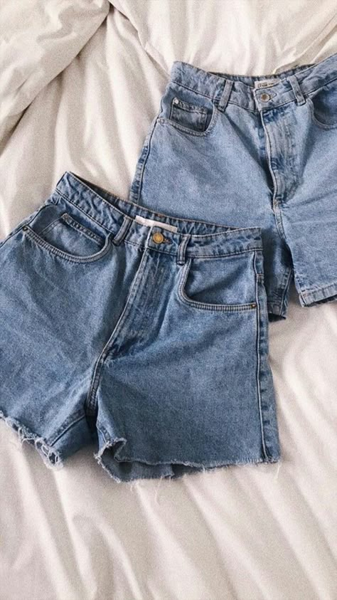 Spandex Shorts Outfit, Shorts Summer Outfit, Jean Short Outfits, Summer Bottoms, Outfit Inspo Summer, Looks Street Style, Cute Jeans, Cute Everyday Outfits, Mom Shorts