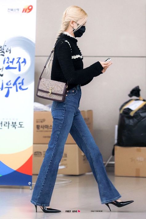 Rose Fashion, Casual Day Outfits, Rose Style, Airport Fashion, Elegantes Outfit, Pantalon Cargo, 가을 패션, Kpop Fashion Outfits, 여자 패션