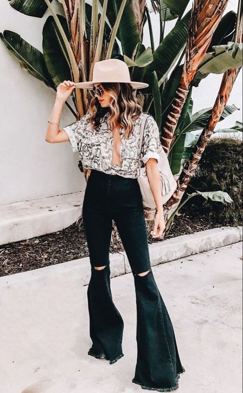 Look Hippie Chic, Country Concert Outfits, Country Style Outfits, Looks Country, Nashville Outfits, Western Style Outfits, Pastel Outfit, Stil Boho, Western Outfits Women