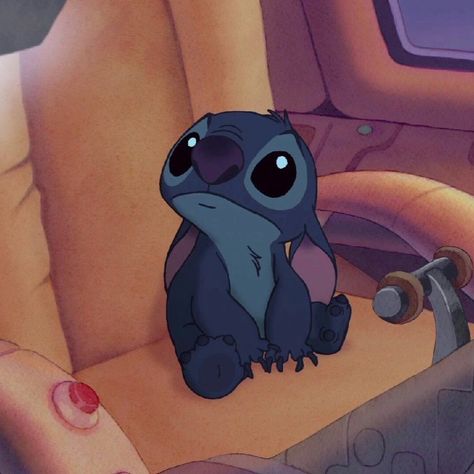 Disney Mignon, ليلو وستيتش, Lilo And Stitch Quotes, الفن الرقمي, Lilo And Stitch Drawings, Disney Icons, Stitch Drawing, Disney Collage, Stitch Cartoon