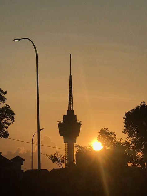 Kuantan Aesthetic, Kuantan, Lamp Post, Quick Saves