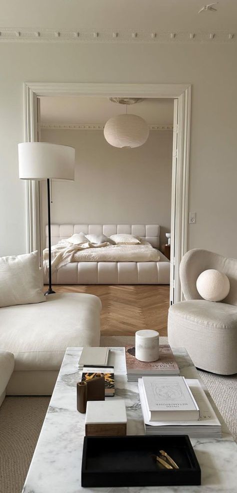 Package Room Design, Neutral Bedroom Decor Minimalist, Clean Cozy Bedroom Aesthetic, Closet Inspo Aesthetic, Warm Modern Bedroom, Carpet Living Room Decor, Modern Farmhouse Apartment, Classic Modern Interior, Simple Luxury