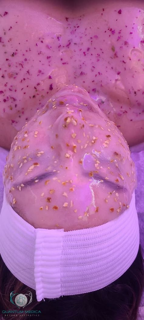 Hydrojelly Mask, Facial Esthetics, Mask Spa, Esthetician Skincare, Esthetician Inspiration, Rubber Mask, Medical Aesthetician, Esthetics Room, Jelly Mask