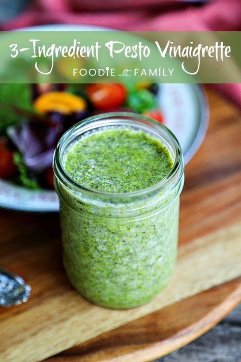 Pesto Dressing Salad, Basil Vinaigrette Dressing, Balsamic Vinaigrette Salad, Pesto Vinaigrette, Green Goddess Salad Dressing, Vinaigrette Dressing Recipe, Pesto Dressing, Pesto Salad, Pasta Salad Dressing