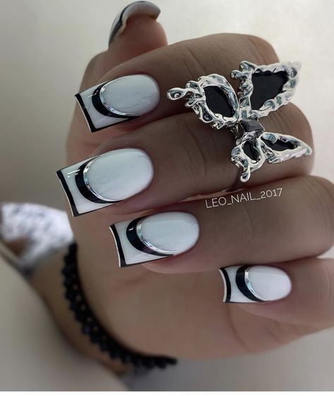 Milky Nails, Fancy Nails Designs, White Nail Designs, Gel Designs, Black Nail, Hot Nails, Elegant Nails, Fancy Nails, Nail Polishes