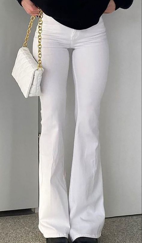 White Bellbottom Pants, White Bootcut Jeans Outfit, Surprise Dance Outfits, Mermaid Pants, White Jeans Girls, Bootcut Jeans Outfit, White Flare Pants, White Bootcut Jeans, White Flared Jeans