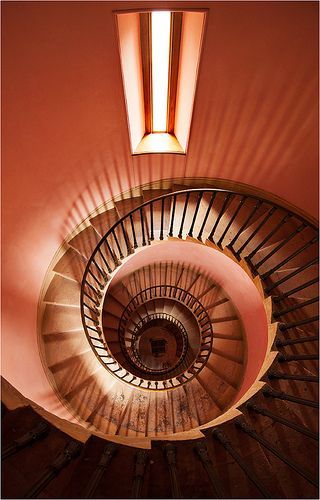 Pink Curls, Circular Stairs, Interior Design Principles, Spiral Staircases, Building Concept, Modern Architects, Spiral Stairs, Solar Powered Lights, Principles Of Design