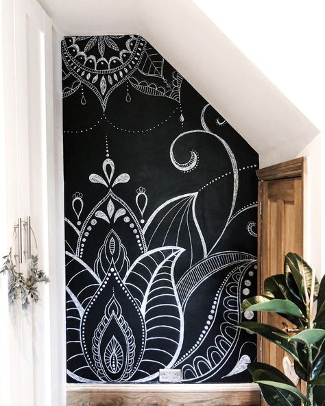 Chalkboard Mural Wall, Yoga Chalkboard Art, Chalkboard Wall Living Room, Chalk Wall Art Bedroom, Lotus Wall Mural, Chalk Wall Art Ideas, Mandala Mural Wall Art, Chalk Paint Wall Ideas, Blackboard Wall Bedroom