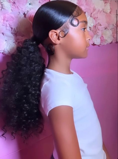 Simple Cute Hairstyles, Weave Ponytail Hairstyles, Sleek Ponytail Hairstyles, Cute Ponytails, Birthday Hairstyles, Black Ponytail Hairstyles, Braided Hairstyles For Teens, Quick Weave Hairstyles, Curly Ponytail