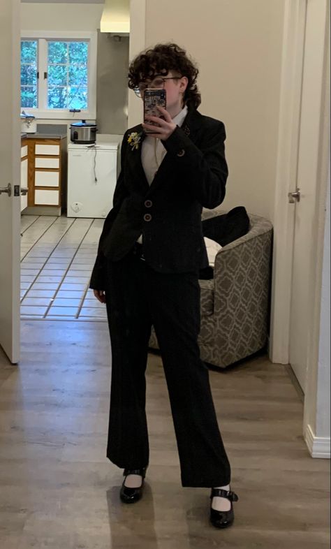 Keywords: Black suit, formal wear, blazer, androgynous outfit, masc outfit, formal fit, non-binary Masc Semi Formal Wear, Butch Formal Wear, Transmasc Prom Outfit, Alt Formal Outfits Masc, Non Binary Formal Outfit, Masc Lesbian Prom Outfit, Androgynous Formal Outfits, Nonbinary Suit, Androgynous Fashion Formal