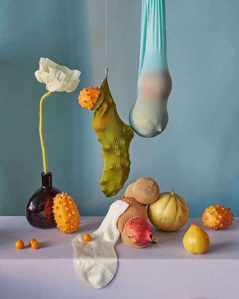 New York-based photographer Doan Ly surprises with a colorful ad campaign for Italian refined socks brand Comme Si.#color #stilllifephotography #styling Object Photography, Still Life Photos, Still Life Art, Baby Art, Shoot Ideas, Art Plastique, Life Photography, Design Floral, Still Life Photography