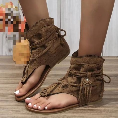 Flat gladiator sandals