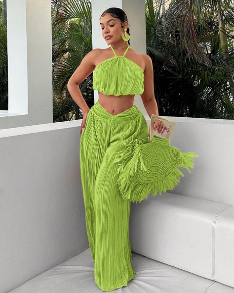 ✨Pre-order only, XS(6) - L(12/14)✨ Island Vacation Outfits Black Women, Jungle Disco, 2025 Outfits, Tiki Fashion, Dancing Workout, Jamaica Trip, Jamaica Outfits, Summer Two Piece Outfits, Vacation Fits