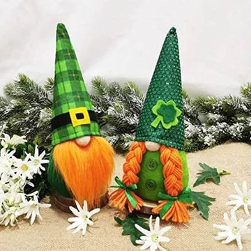 Irish Festival, Elf Decorations, Irish Leprechaun, Irish Decor, St Patrick's Day Decorations, St. Patricks Day, Gnome Ornaments, Gnomes Crafts, Clover Green