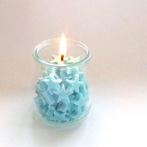 Handmade candle by @kitadesigns Handmade Candles Ideas, Star Candles, Sand Candle, Velas Candles, Soya Mumu, Sand Candles, Creative Candles, Project For Kids, Star Candle