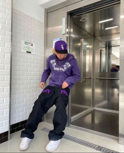 Y2k Fashion Men, Purple Streetwear, Buty Jordan, Y2k Outfits Men, Black Outfit Men, Streetwear Inspiration, Drip Outfit Men, Trendy Boy Outfits, Black Men Street Fashion