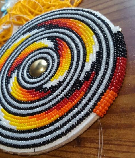 Beaded Belts Patterns, Beaded Belts, Beaded Medallion, Indian Beadwork, Native American Beadwork Patterns, Native Beading Patterns, Native Crafts, Native Pride, Beaded Stuff