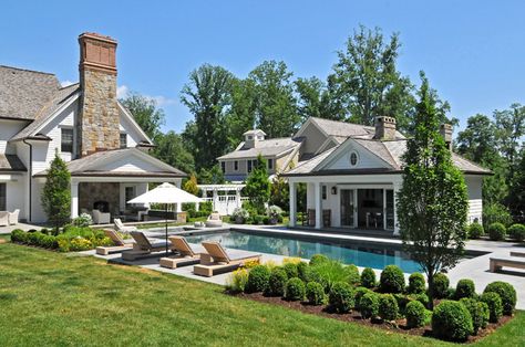 Exterior Design Backyard, Pool House Designs, نباتات منزلية, Pool Landscape Design, Dream Pools, Backyard Pool Designs, Backyard Living, Beautiful Houses, Hus Inspiration