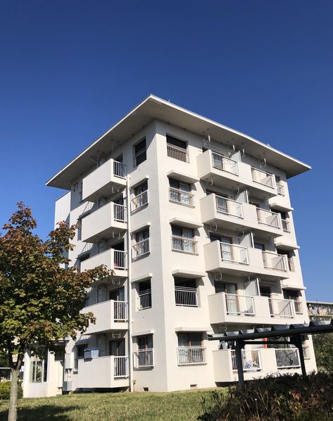 Japanese Apartment Building Exterior, Dorm Building Exterior, Japanese Apartment Building, Apartment Japan, Dorm Building, Apartment Building Exterior, Japanese Apartment, Small Apartment Building, Japan Life