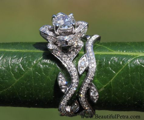 Lotus Flower Engagement Ring, Lotus Engagement Ring, Flower Wedding Ring, Cool Wedding Rings, Unique Diamond Engagement Rings, Flower Engagement Ring, Platinum Wedding Rings, Custom Wedding Rings, Diamond Engagement Wedding Ring