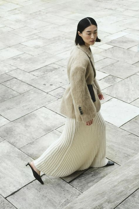 Runway 2023, Copenhagen Spring, Turtleneck Midi Dress, Copenhagen Style, White Sleeveless Dress, Copenhagen Fashion Week, Sanya, Fashion Runway, Malene Birger