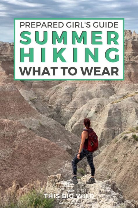 What To Wear Hiking Summer, Summer Hiking Clothes, What To Wear For Hiking, What To Wear Hiking, Backpacking Outfits, Hiking Attire, Hiking Summer, Cute Hiking Outfit, Hiking Clothing