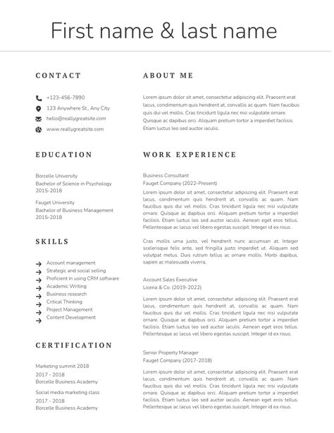 Good 16-18 teenagers resume template. Something simple but yet still professional to make easier for the employers. Resume For Teens, Resume Aesthetic, Teenage Resume, How To Make Cv, Simple Resume Examples, Best Cv Template, Teen Resume, Resume Simple, College Resume Template